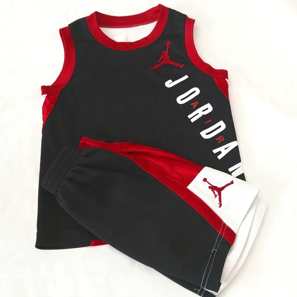 JORDAN A I R - black , red ,& white boys matching active, sports sets size 4 . - Picture 1 of 14